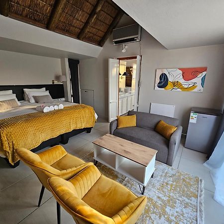 Bettie'S Luxury Lodge Kroonstad Kültér fotó