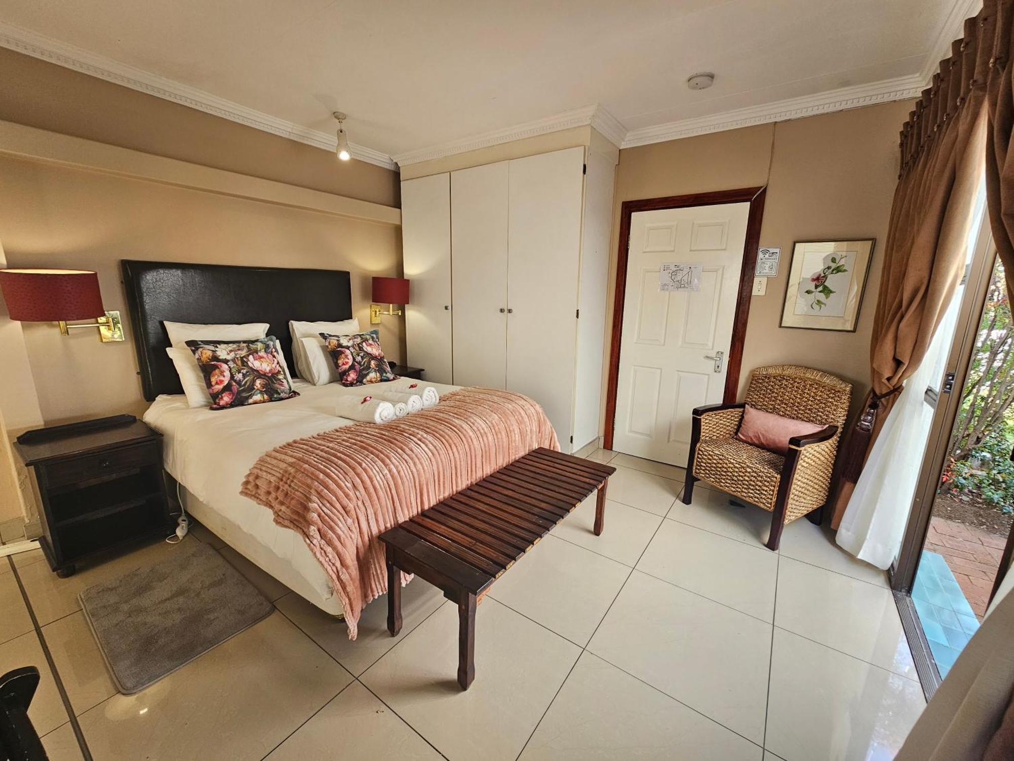 Bettie'S Luxury Lodge Kroonstad Kültér fotó