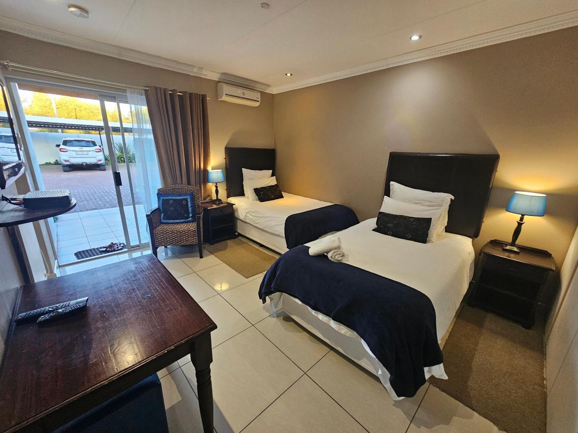 Bettie'S Luxury Lodge Kroonstad Kültér fotó