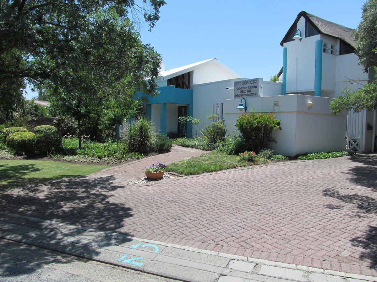 Bettie'S Luxury Lodge Kroonstad Kültér fotó