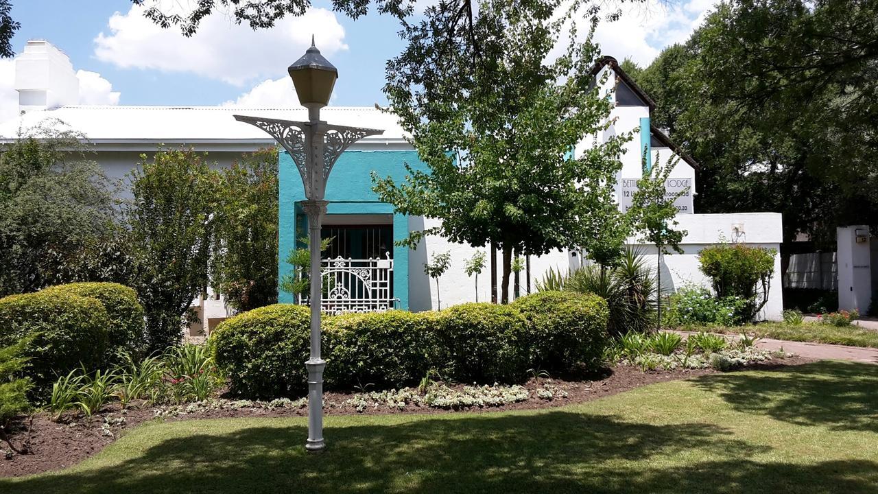 Bettie'S Luxury Lodge Kroonstad Kültér fotó